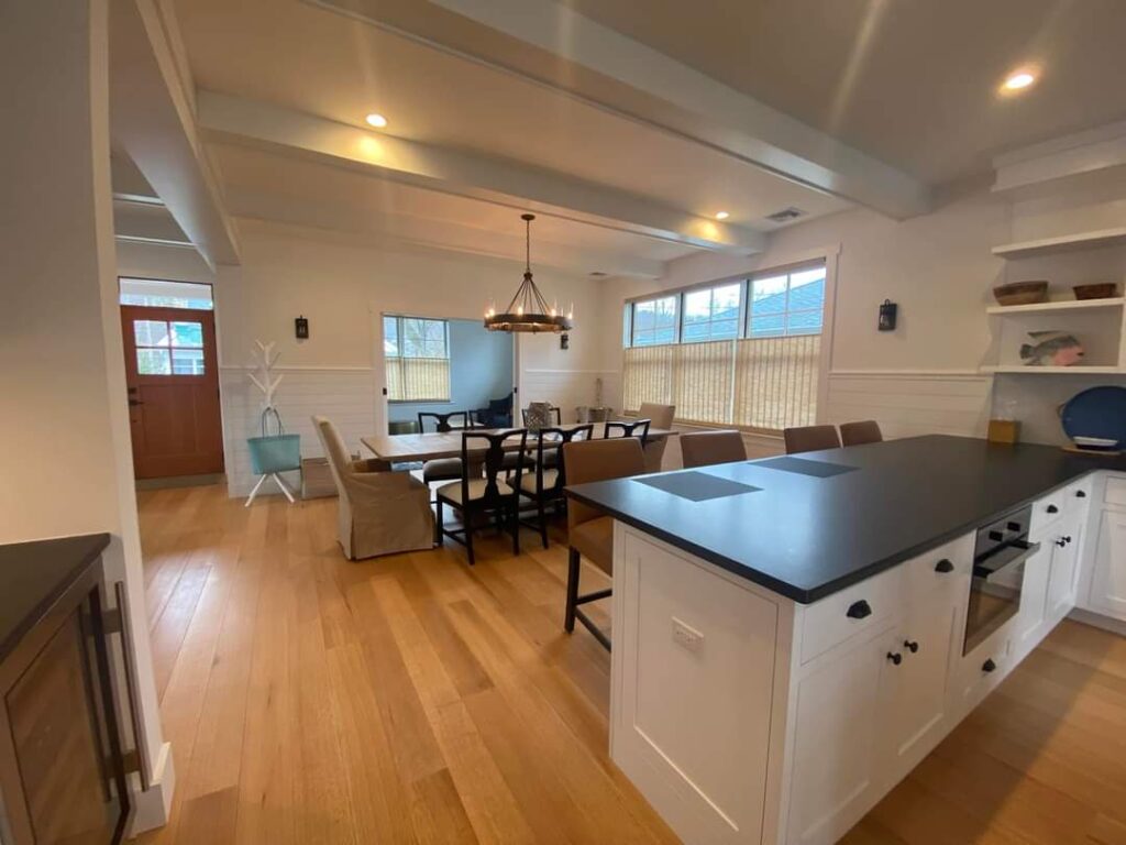 Kitchen - Dining Area