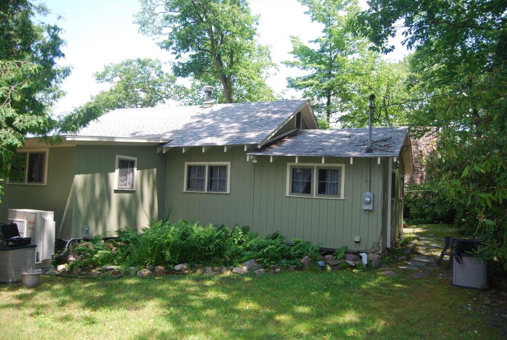 Lake Cottage - Before